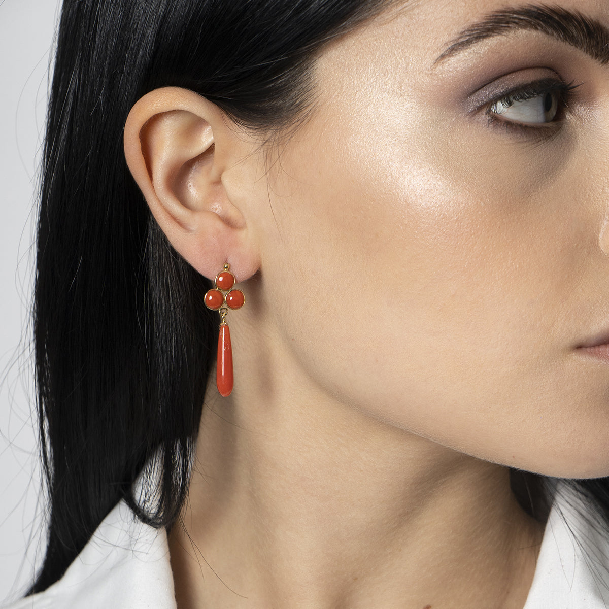 Orecchini in corallo con pendente - Iosonopreziosa