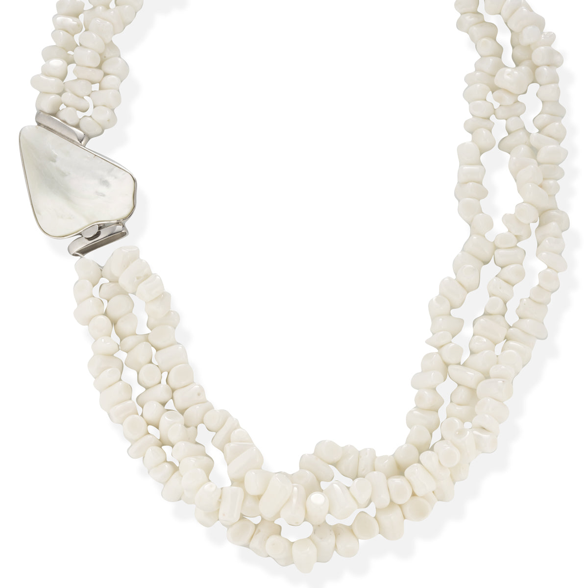 Collana lunga in corallo bianco con spola in madreperla e argento - Antonino De Simone