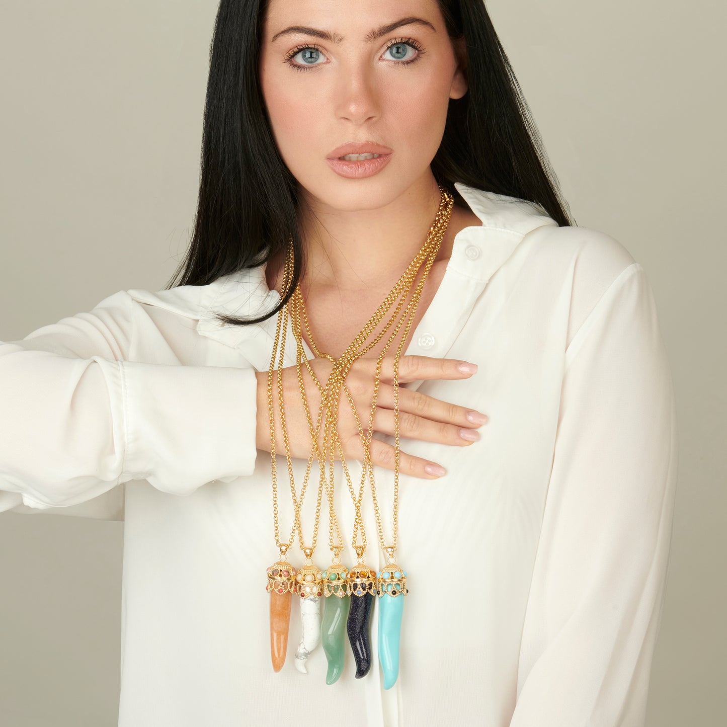 Elegante corno portafortuna in agata stellata con collana lunga - Cosmo Petrone