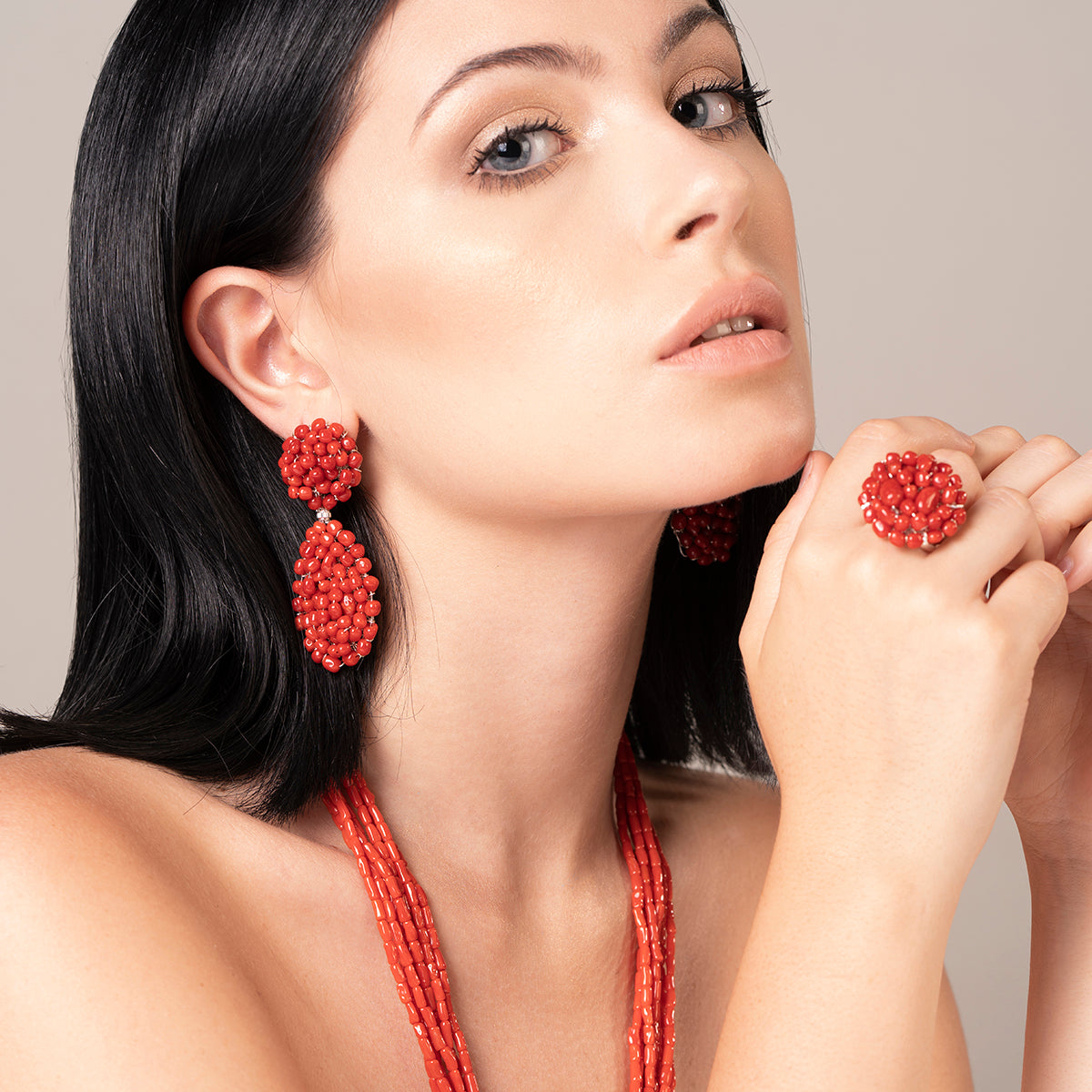 Orecchini pendenti in corallo rosso Linea Fantasy
